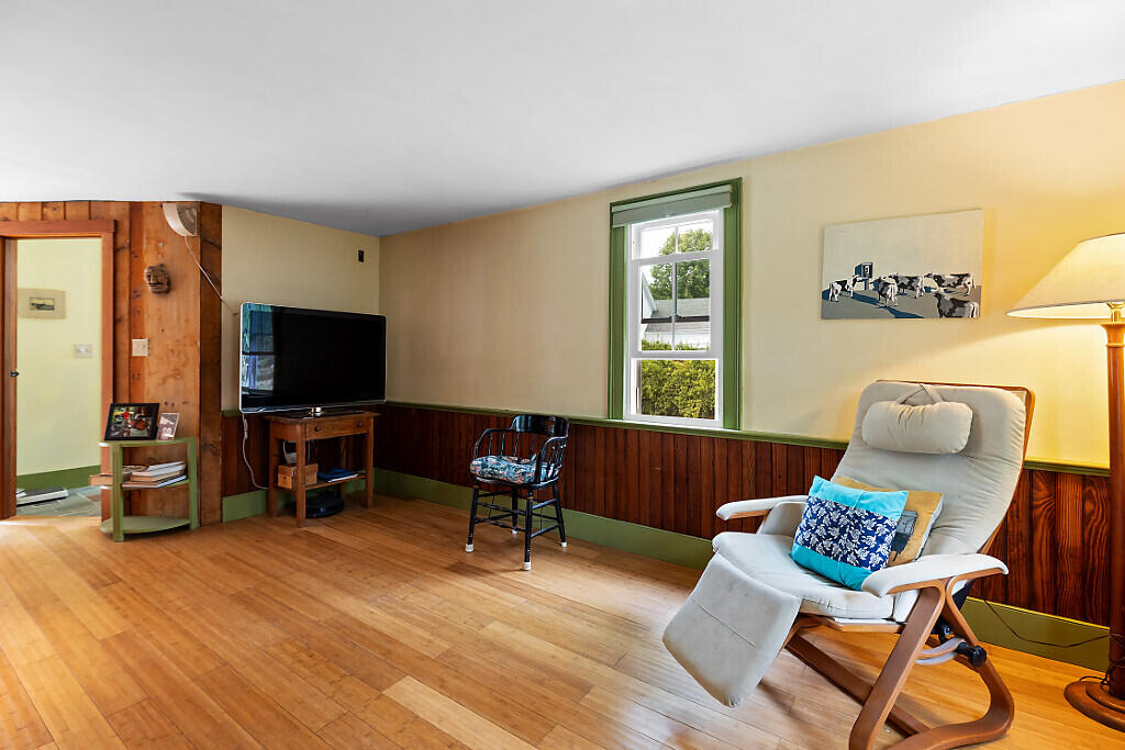 850 Lawrence Road Pownal, ME 04069 - Photo 20 of 87 36_BP5A0604_DxO_mls