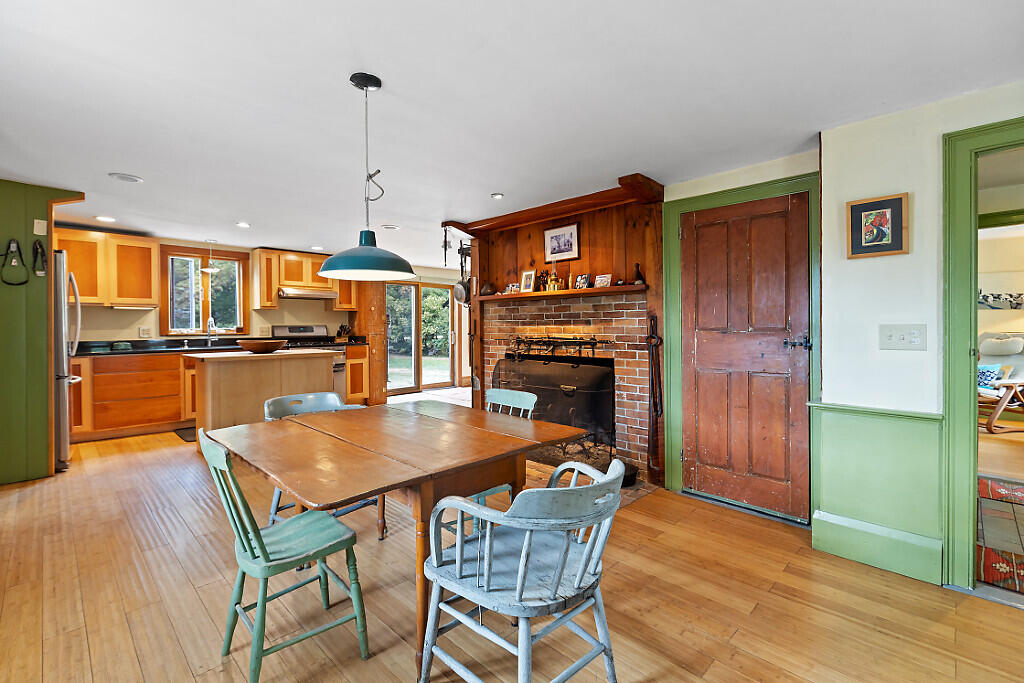 850 Lawrence Road Pownal, ME 04069 - Photo 7 of 87 22_BP5A0562_DxO_mls