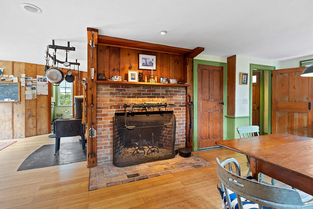 850 Lawrence Road Pownal, ME 04069 - Photo 8 of 87 23_BP5A0565_DxO_mls