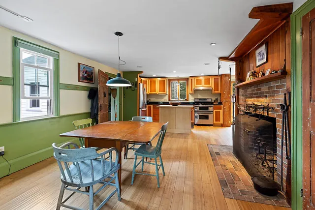 $599,000 | 850 Lawrence Road, Pownal, ME 04069