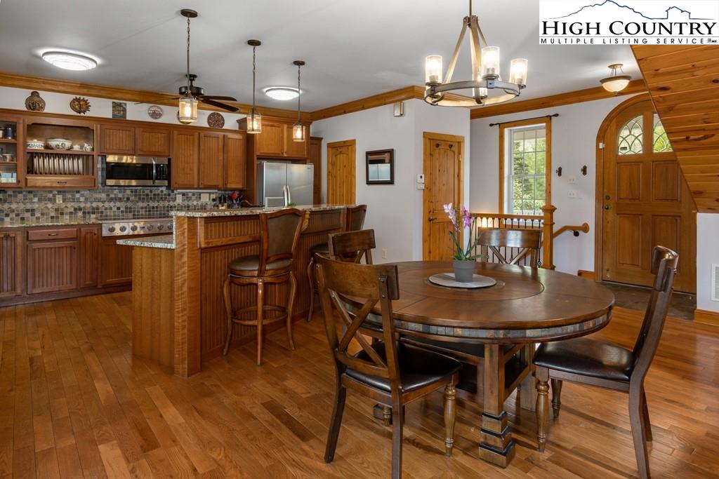 249 Gualtney Road Banner Elk, NC 28604 - Photo 12 of 34 Gallery Image 12