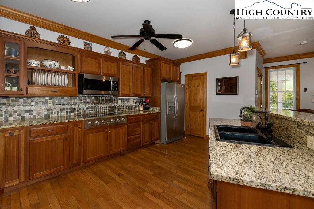 249 Gualtney Road Banner Elk, NC 28604 - Photo 15 of 34 Gallery Image 15
