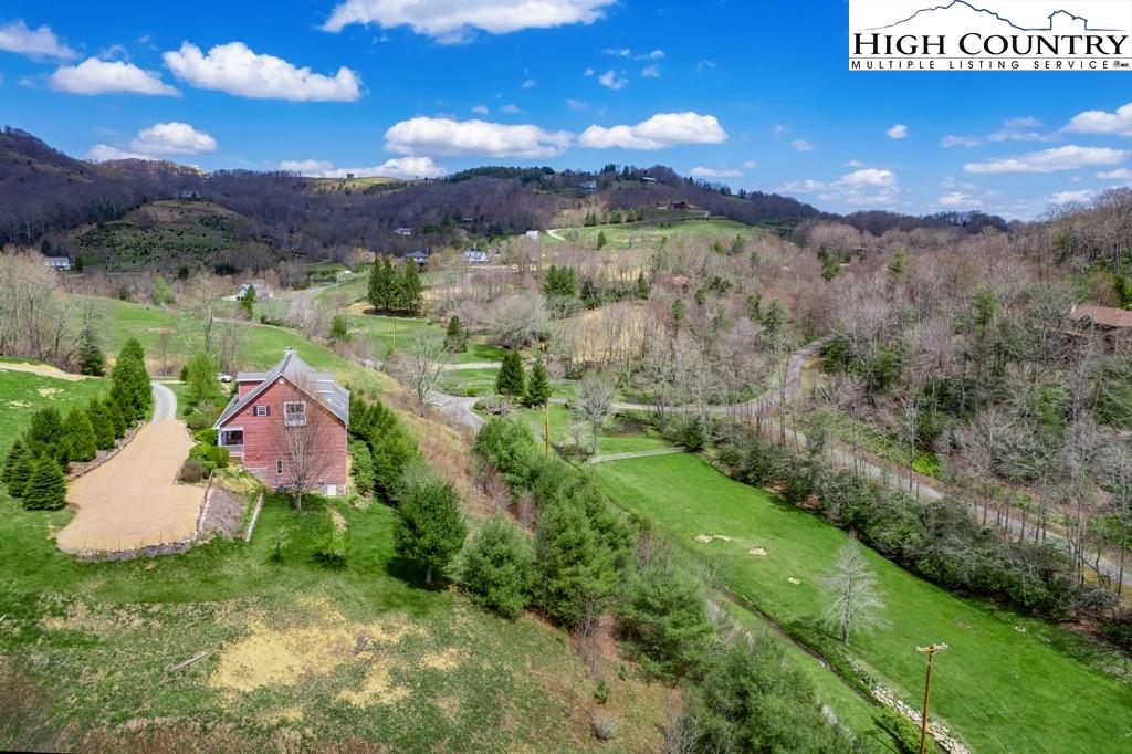 249 Gualtney Road Banner Elk, NC 28604 - Photo 25 of 34 Gallery Image 25