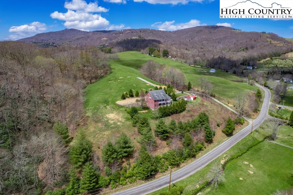 249 Gualtney Road Banner Elk, NC 28604 - Photo 34 of 34 Gallery Image 34
