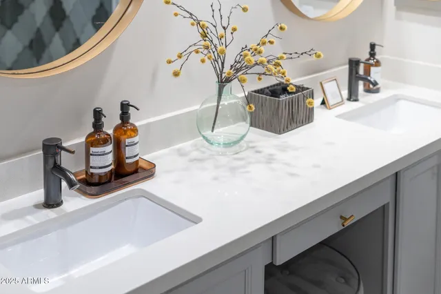 $8,000 | 9341 East Pershing Avenue, Scottsdale, AZ 85260