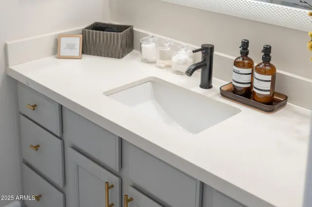 $8,000 | 9341 East Pershing Avenue, Scottsdale, AZ 85260