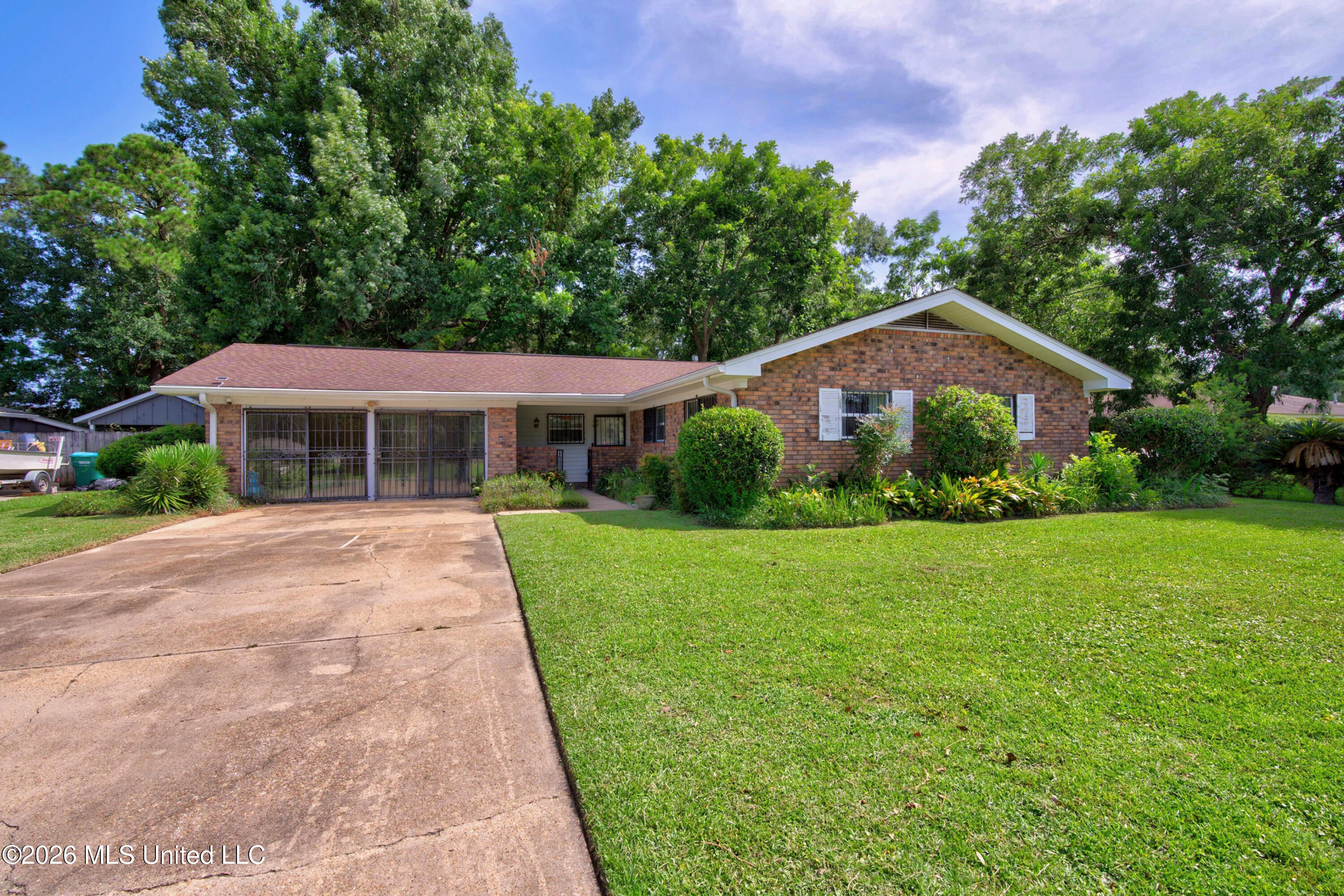 3202 Nottingham Road Ocean Springs, MS 39564 - Photo 1 of 35 3202NottinghamRd-3