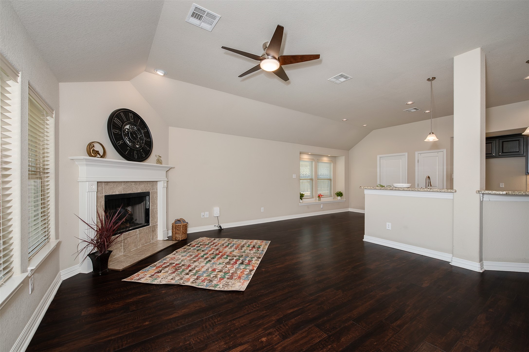 3045 Peterson Circle Bryan, TX 77802 - Photo 8 of 40