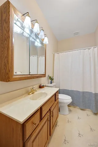 $198,500 | 640 North 3rd Street, Ste. Genevieve, MO 63670