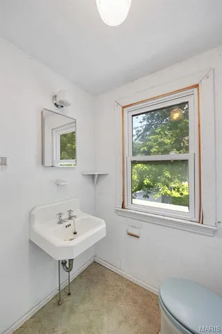 $198,500 | 640 North 3rd Street, Ste. Genevieve, MO 63670