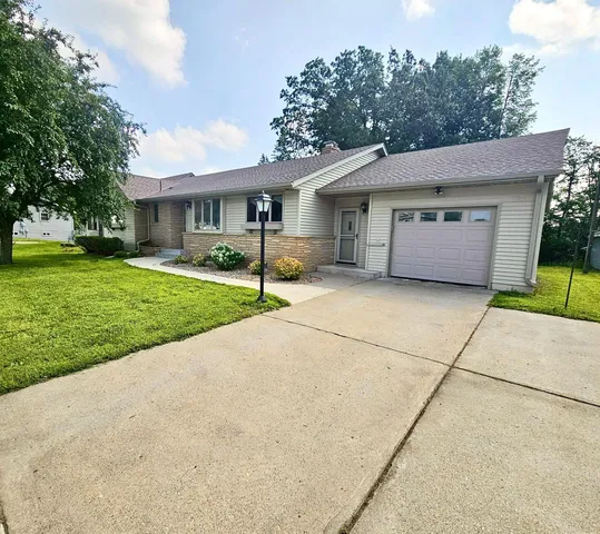 $299,900 | 160 1st Street, Albany, MN 56307