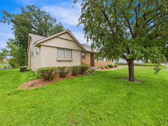 $299,900 | 160 1st Street, Albany, MN 56307