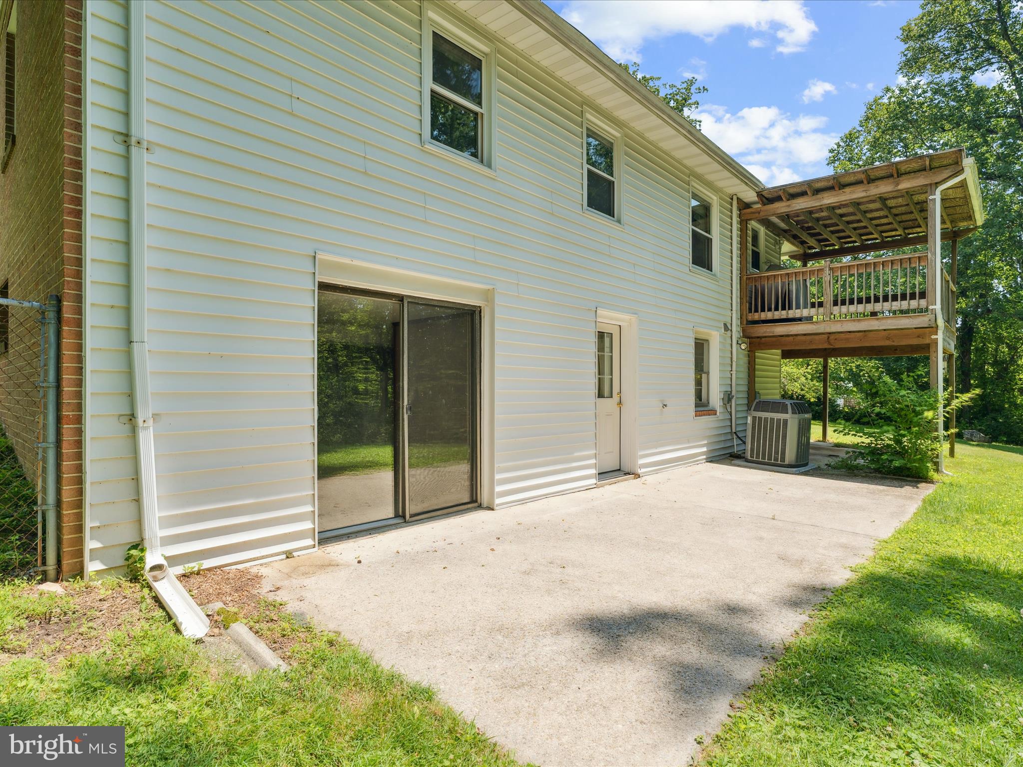 5149 Shookstown Road Frederick, MD 21702 - Photo 35 of 44 a front view of a house with a yard and garage