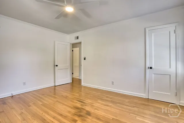 $2,200 | 916 Maupas Avenue, Unit TWO, Savannah, GA 31401