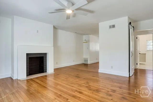 $2,200 | 916 Maupas Avenue, Unit TWO, Savannah, GA 31401