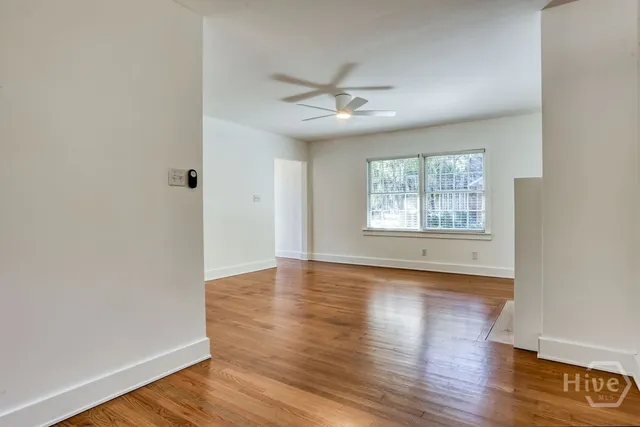 $2,200 | 916 Maupas Avenue, Unit TWO, Savannah, GA 31401