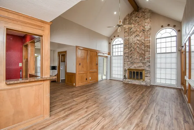 $2,300 | 15502 Rio Plaza Drive, Houston, TX 77083