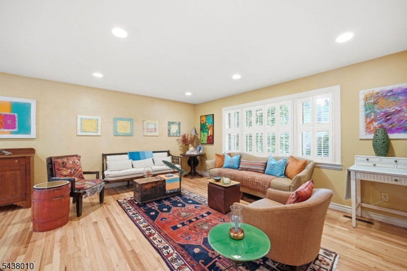 38 West Main Street Mendham, NJ 07945 - Photo 6 of 44