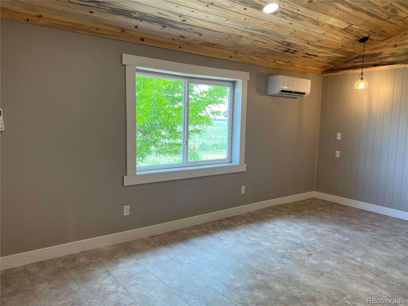 43951 Undercliffe Road Avondale, CO 81022 - Photo 15 of 40 Gallery Image 15