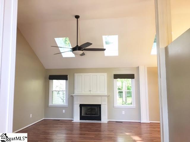 22 Chantilly Rue Court Simpsonville, SC 29681 - Photo 5 of 25 Gallery Image 5