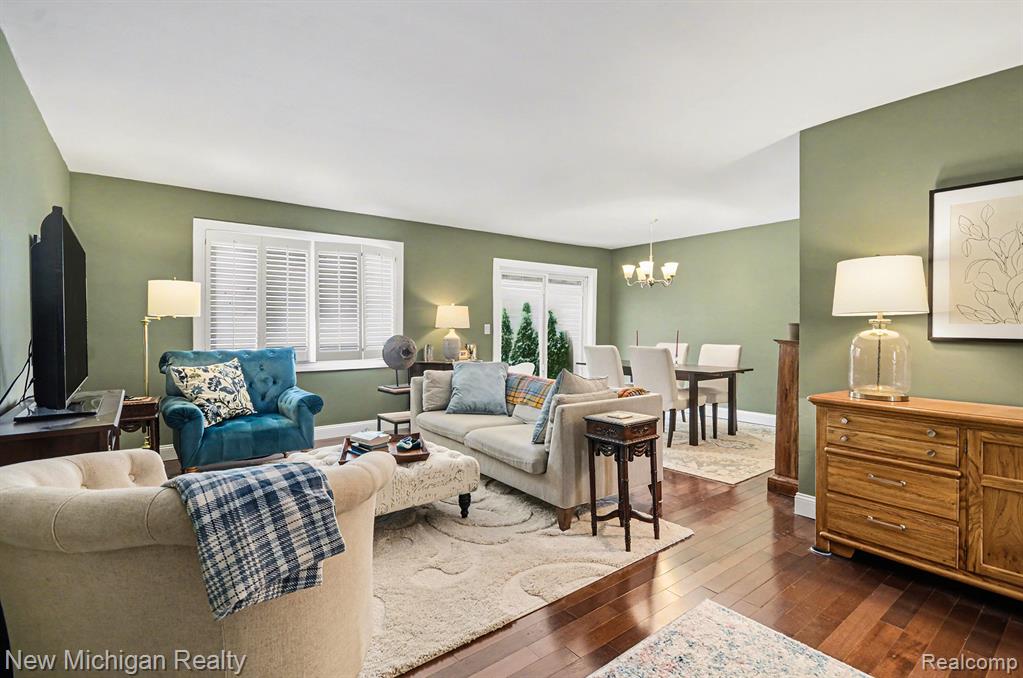 2270 Hillendale Drive Rochester Hills, MI 48309 - Photo 8 of 33