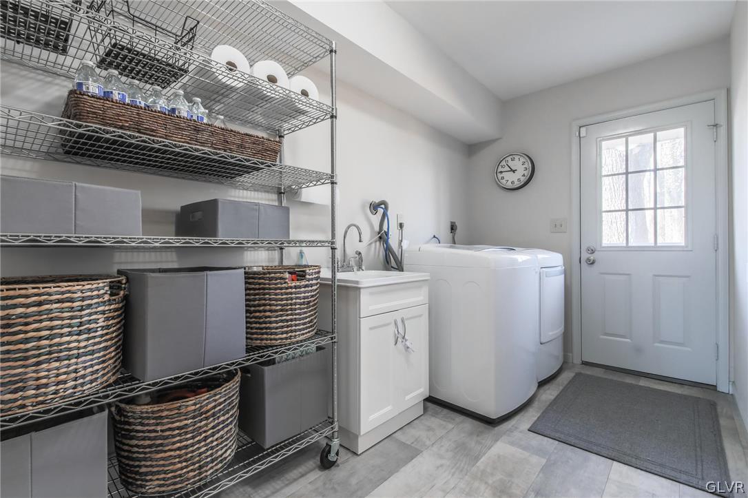 3815 Oakland Road Bethlehem, PA 18020 - Photo 44 of 50 Mudroom and Laundry