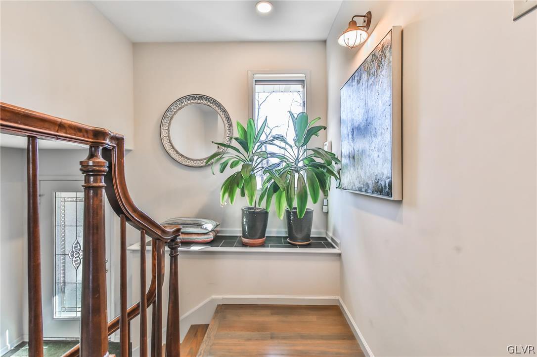 3815 Oakland Road Bethlehem, PA 18020 - Photo 5 of 50 Gallery Image 5
