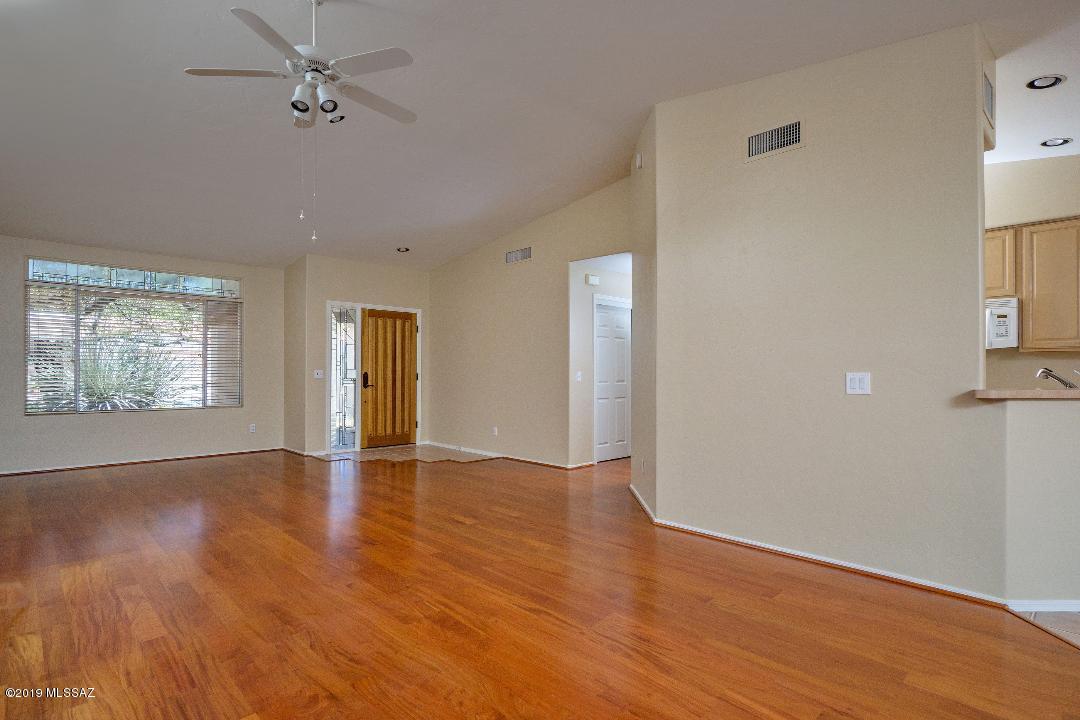 1493 East Tascal Loop Tucson, AZ 85737 - Photo 3 of 20