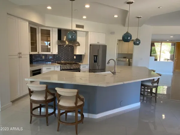 a view of a storage & utility room