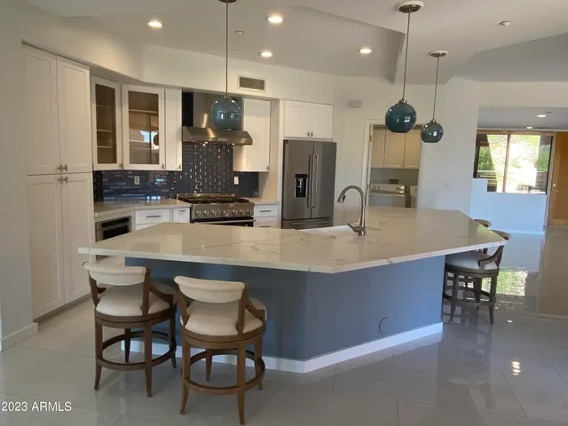 a view of a storage & utility room