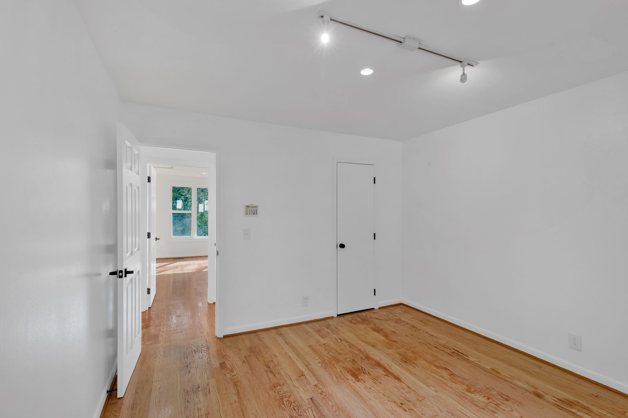 3638 Estes Road Nashville, TN 37215 - Photo 19 of 33