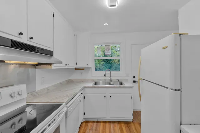 $675,000 | 3638 Estes Road, Nashville, TN 37215