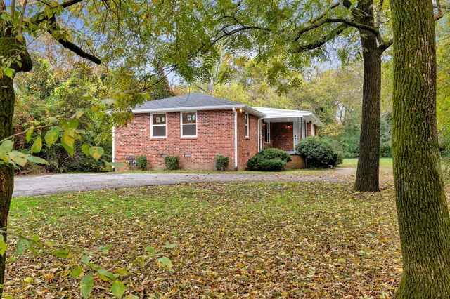 $675,000 | 3638 Estes Road, Nashville, TN 37215