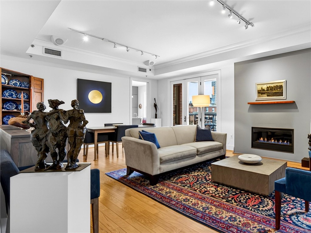 130 East Avenue, Unit UN440 Rochester, NY 14604 - Photo 8 of 40