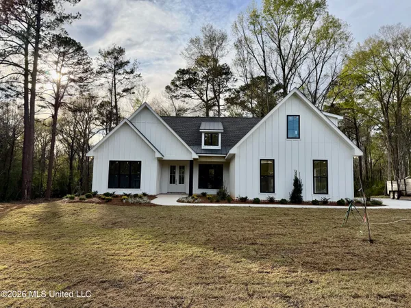 $450,000 | 39 Forest Barnes Road, Petal, MS 39465