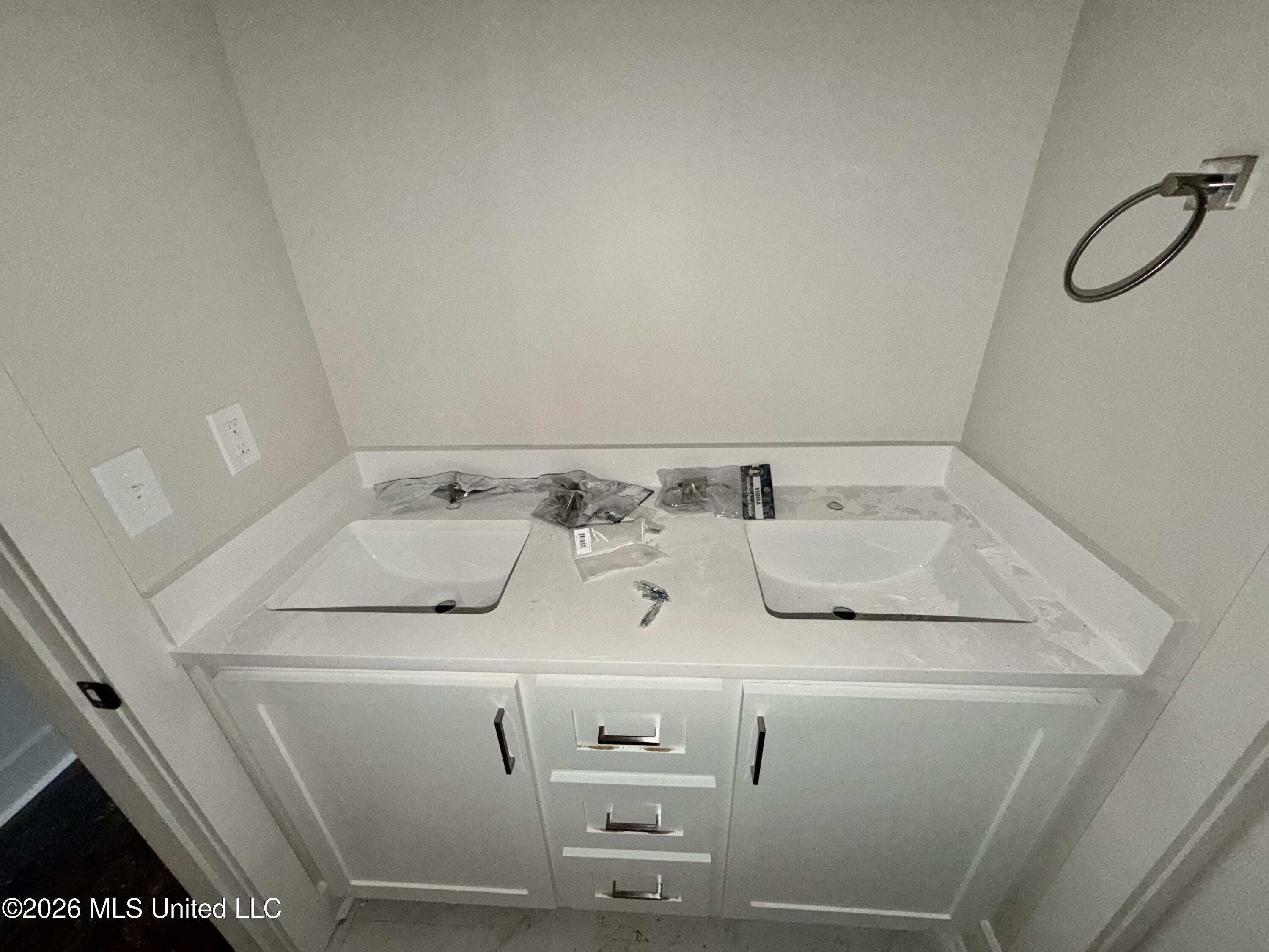 39 Forest Barnes Road Petal, MS 39465 - Photo 14 of 23 2DF0A767-DC5D-4945-B311-E135FE7A3DCF_1_2