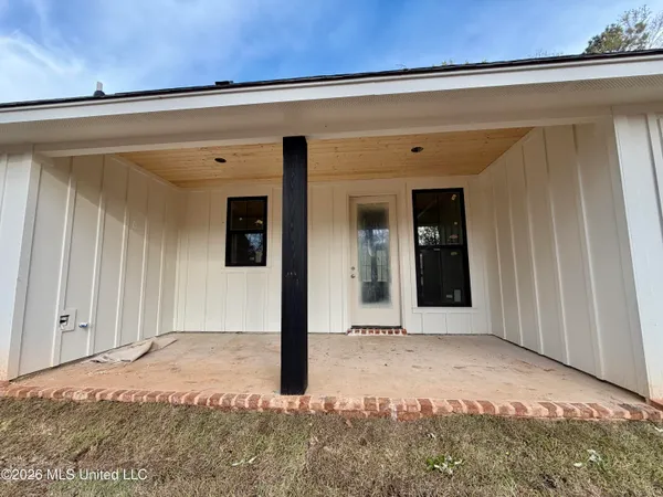 $450,000 | 39 Forest Barnes Road, Petal, MS 39465