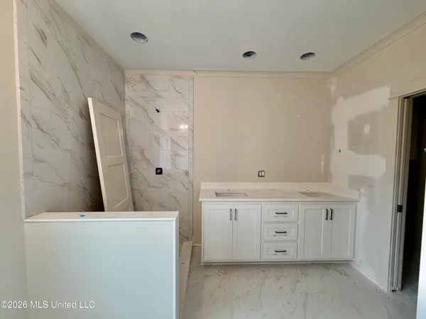 $450,000 | 39 Forest Barnes Road, Petal, MS 39465