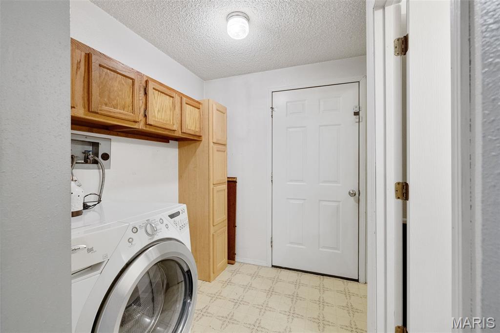 10023 Liberty Road Potosi, MO 63664 - Photo 16 of 27