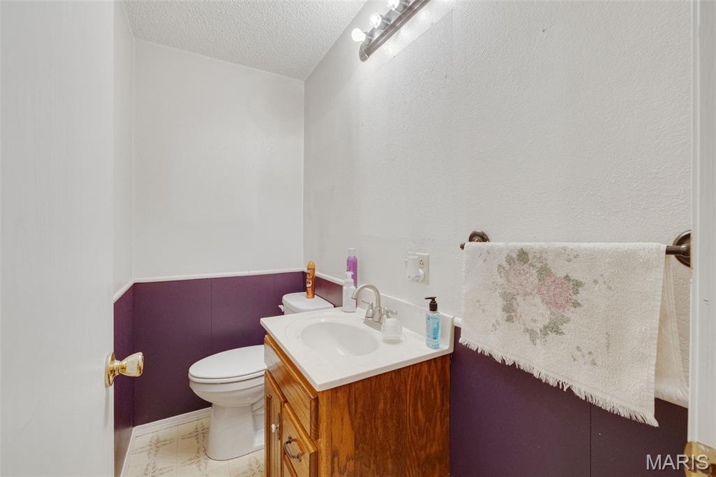 10023 Liberty Road Potosi, MO 63664 - Photo 10 of 27