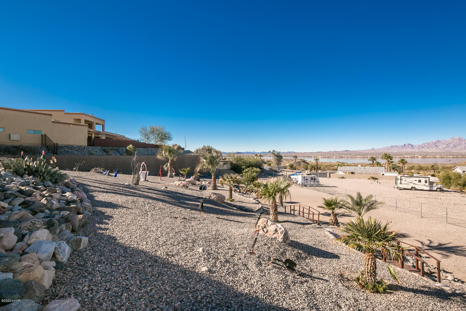 1340 London Bridge Road Lake Havasu City, AZ 86404 - Photo 14 of 120 1340LondonBridgeRd_11