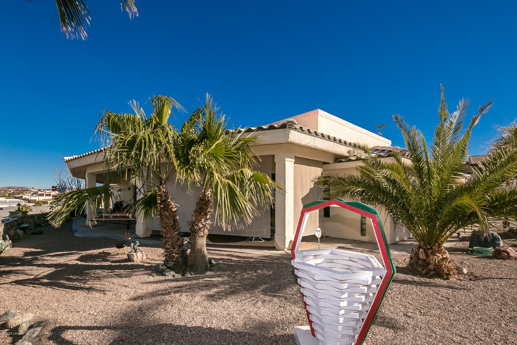 1340 London Bridge Road Lake Havasu City, AZ 86404 - Photo 51 of 120 1340LondonBridgeRd_51
