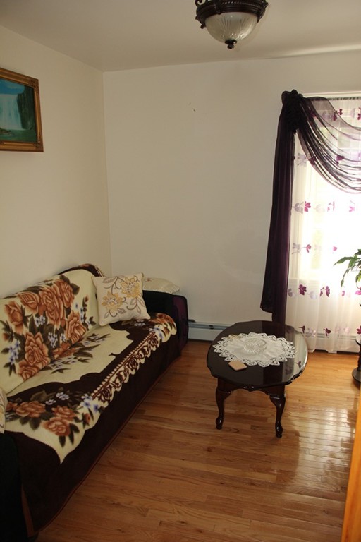 3 Gibbs Street Worcester, MA 01607 - Photo 7 of 13 Gallery Image 7