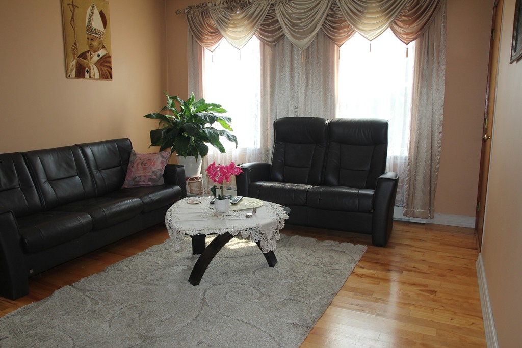3 Gibbs Street Worcester, MA 01607 - Photo 8 of 13 Gallery Image 8