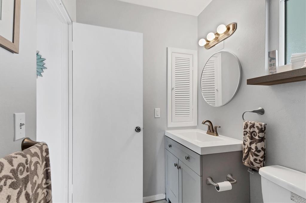 1815 Roxane Way, Unit 65 Sarasota, FL 34235 - Photo 21 of 33