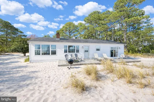 $630,000 | 15252 Lake Drive, Scotland, MD 20687