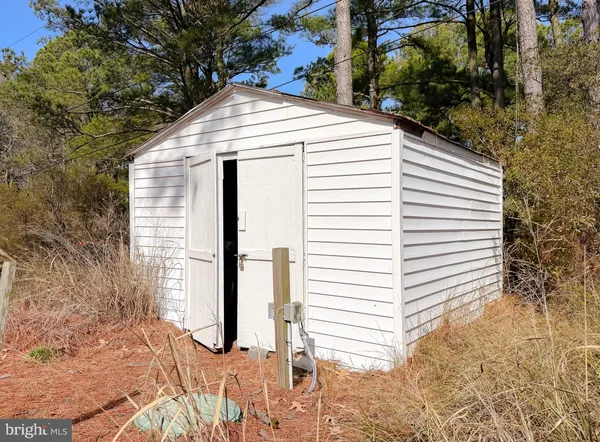 $630,000 | 15252 Lake Drive, Scotland, MD 20687