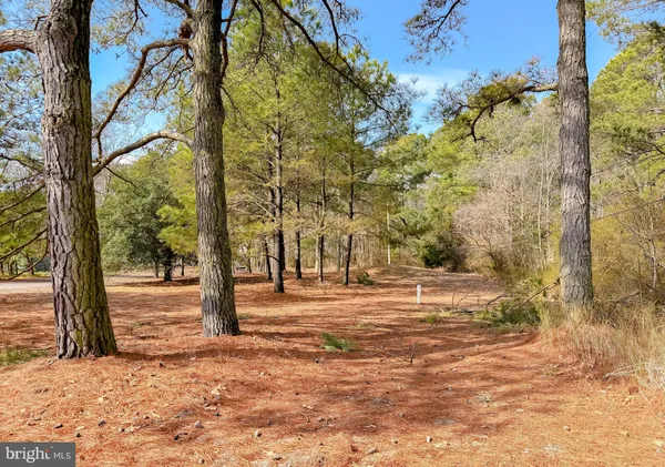 $630,000 | 15252 Lake Drive, Scotland, MD 20687