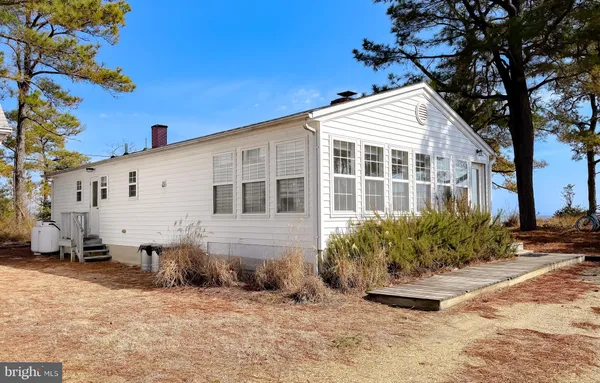 $630,000 | 15252 Lake Drive, Scotland, MD 20687