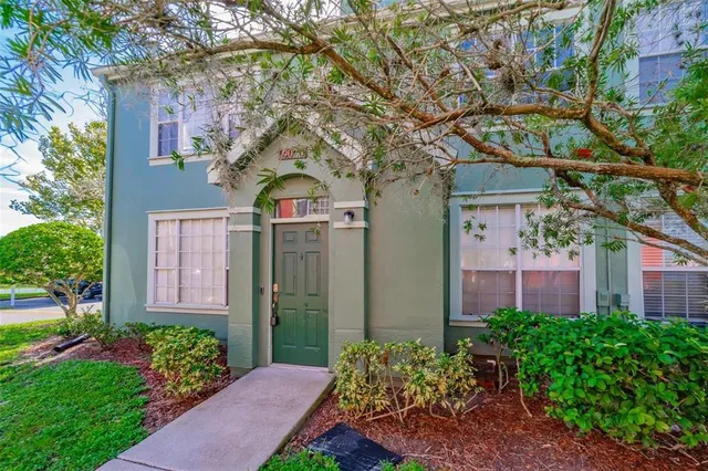 $2,750 | 9028 Lake Chase Island Way, Tampa, FL 33626